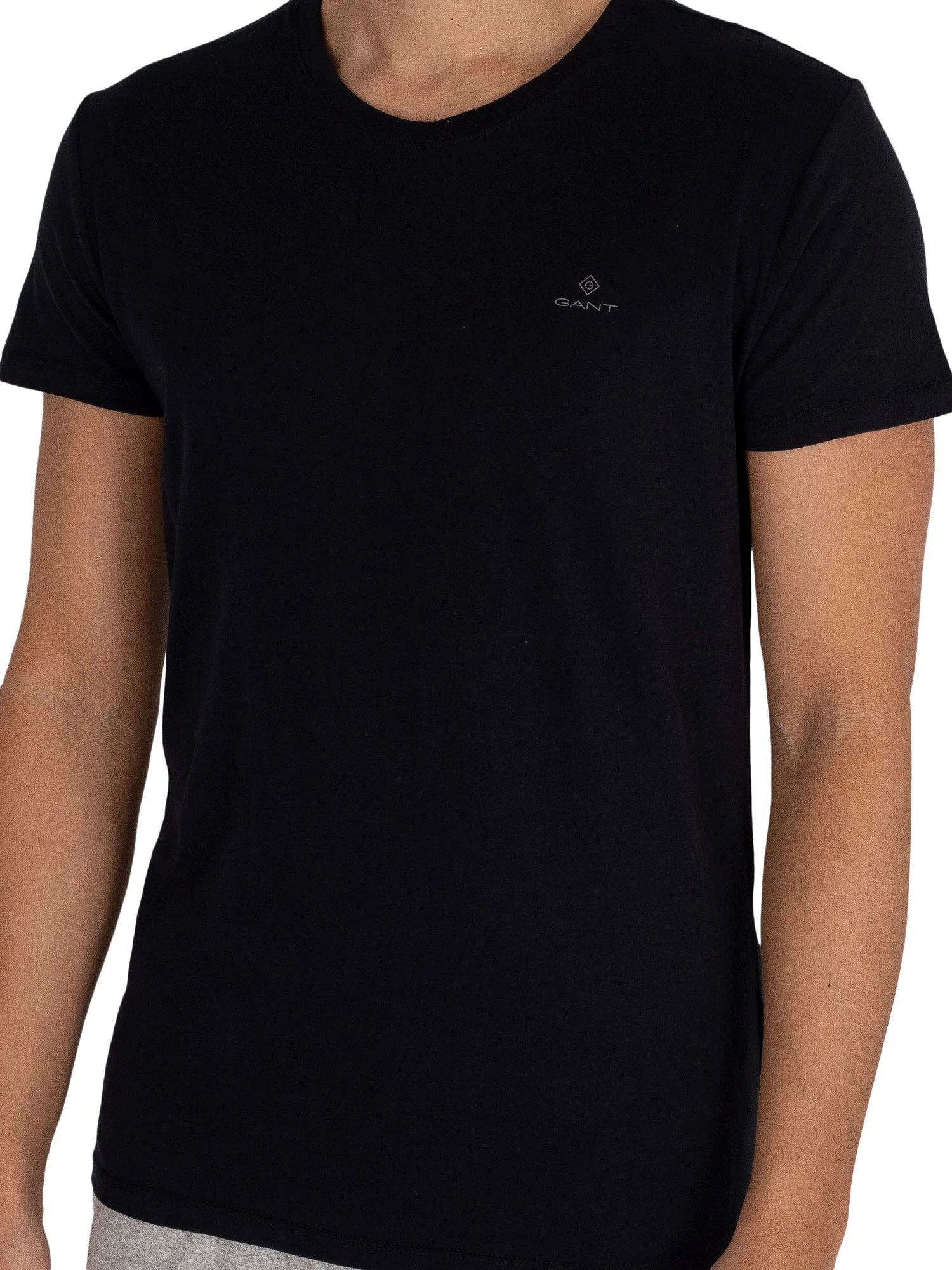 GANT 2 Pack Lounge Essentials T-Shirt - Black/White 8 GANT 2 Pack Lounge Essentials T-Shirt - Black/White - Image 8