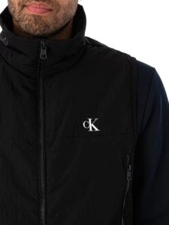 Calvin Klein Jeans Crinkle Nylon Badge Gilet - Black -Standout Fashion Shop 46376d