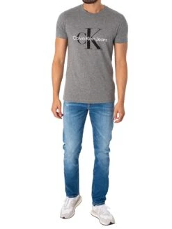 Calvin Klein Jeans Slim Jeans - Medium Denim 11 Calvin Klein Jeans Slim Jeans - Medium Denim -Standout Fashion Shop 47433f